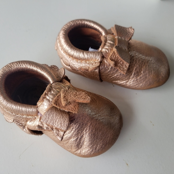 Freshly Picked Mini Soles - Picture 3 of 5